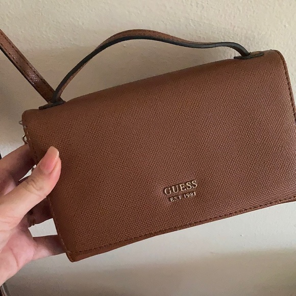 Guess Tan Leather Cross Body - Picture 1 of 2